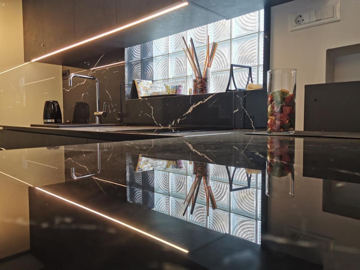 Dreamy Center Location Apartment ลูบลิยานา ภายนอก รูปภาพ